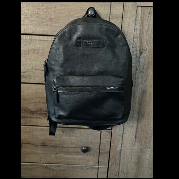 Michael Kors Cooper Men's Leather Backpack (Black)
